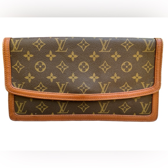 LOUIS VUITTON DAMME POCHETTE GM 🌟AUTHENTIC 🌟 - Picture 1 of 16
